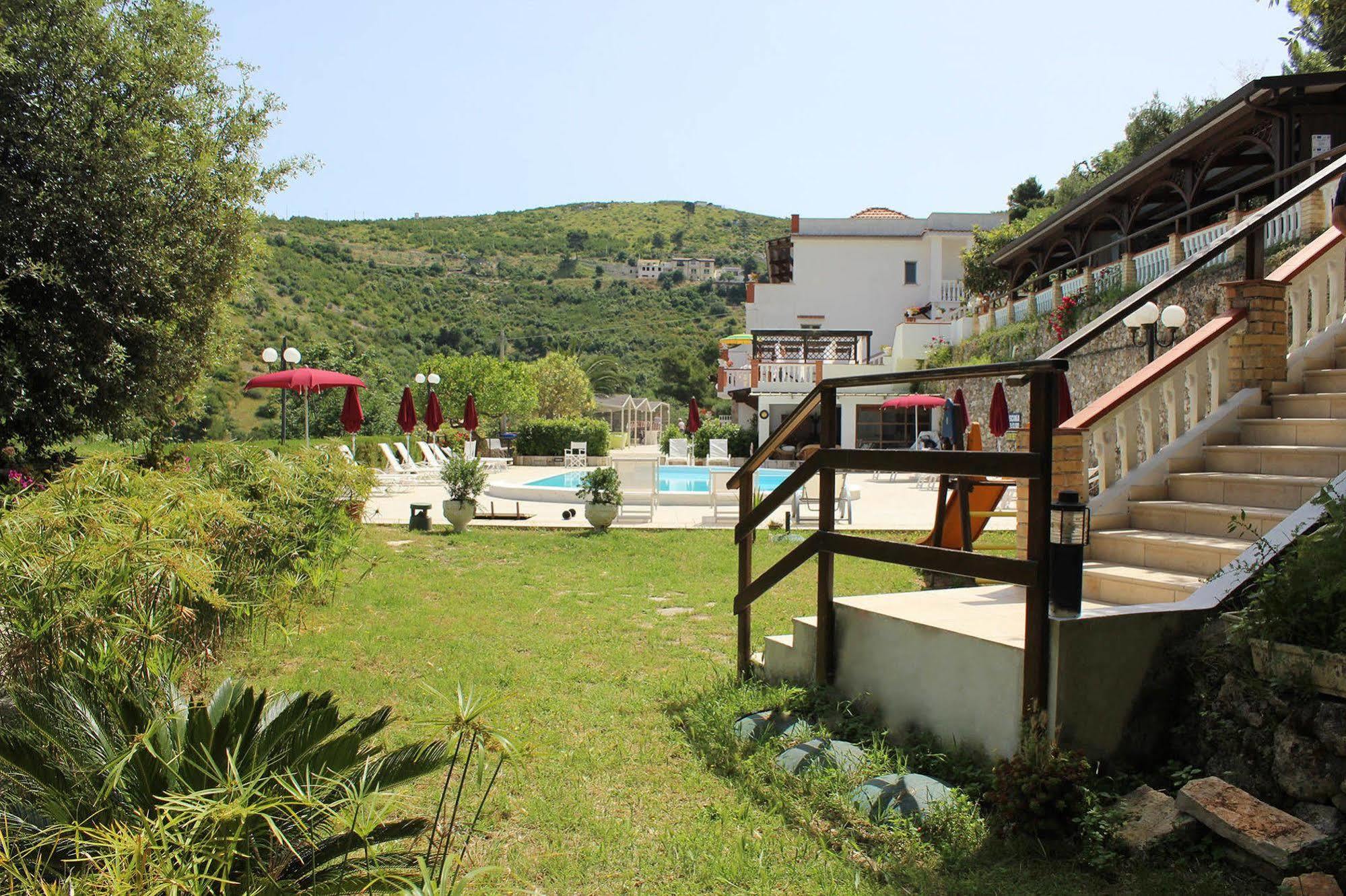 La Locanda Della Castellana Adults Only Peschici Exterior photo