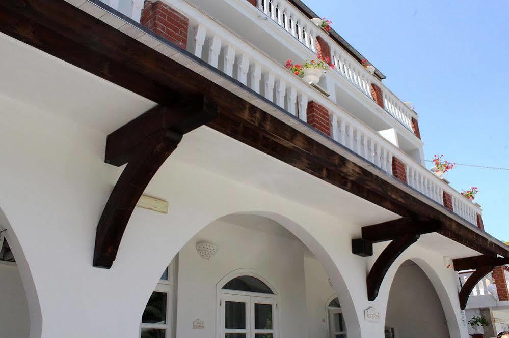 La Locanda Della Castellana Adults Only Peschici Exterior photo